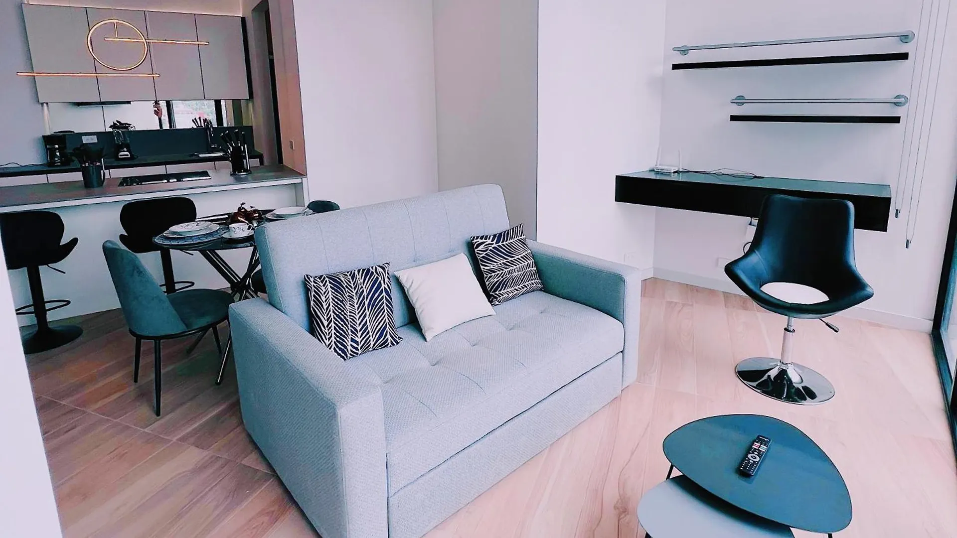 Edificio Iqon , Suite En El Piso 25 Κίτο Διαμέρισμα