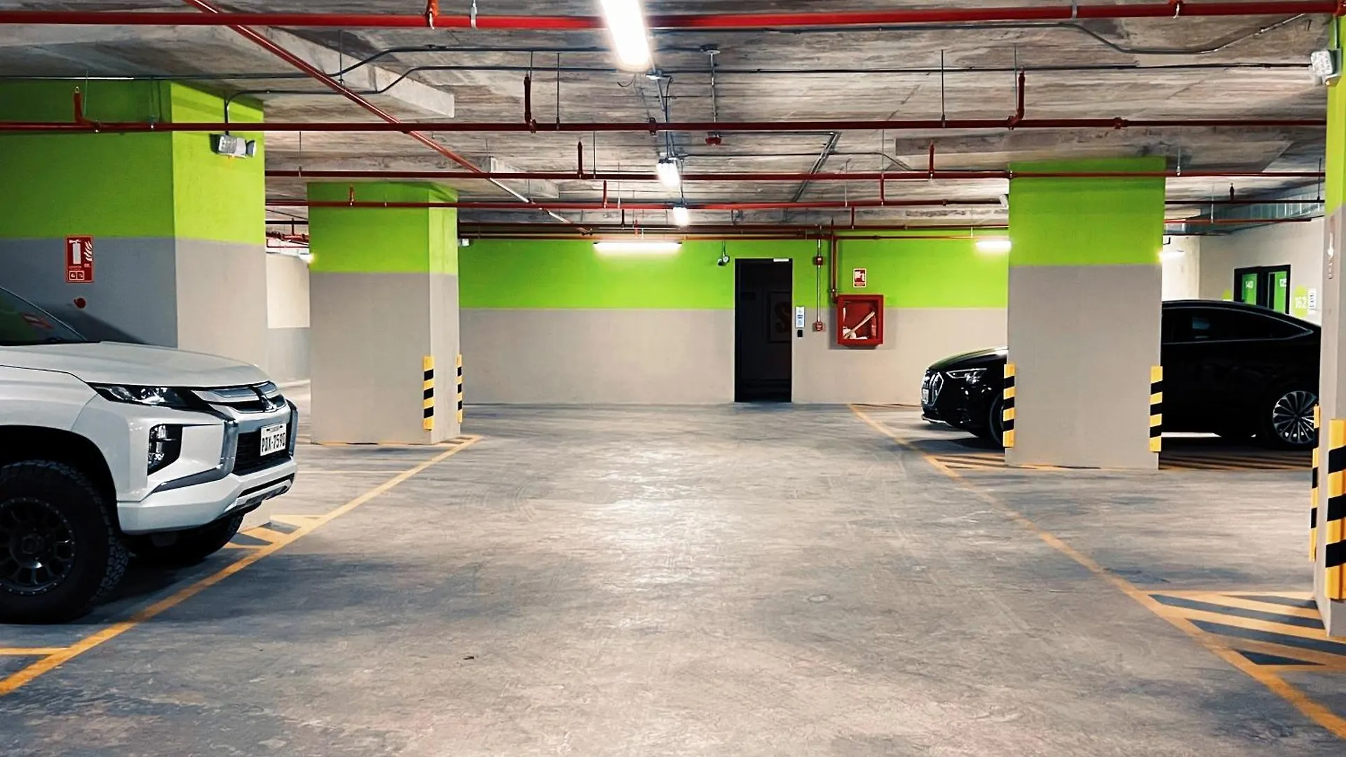 Edificio Iqon , Suite En El Piso 25 Κίτο 0*,  Ισημερινός